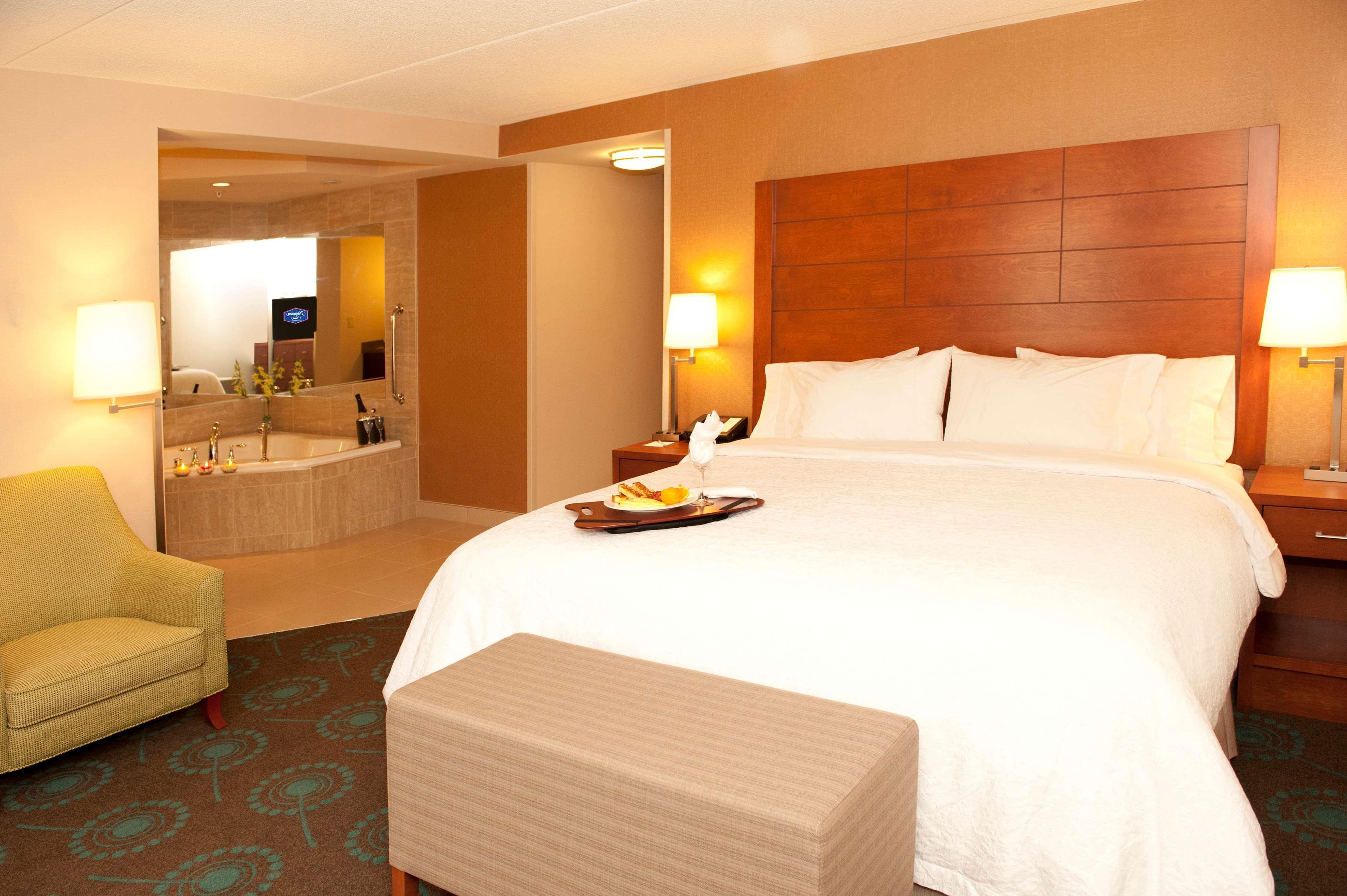 Hampton Inn By Hilton Brampton - Toronto Eksteriør billede