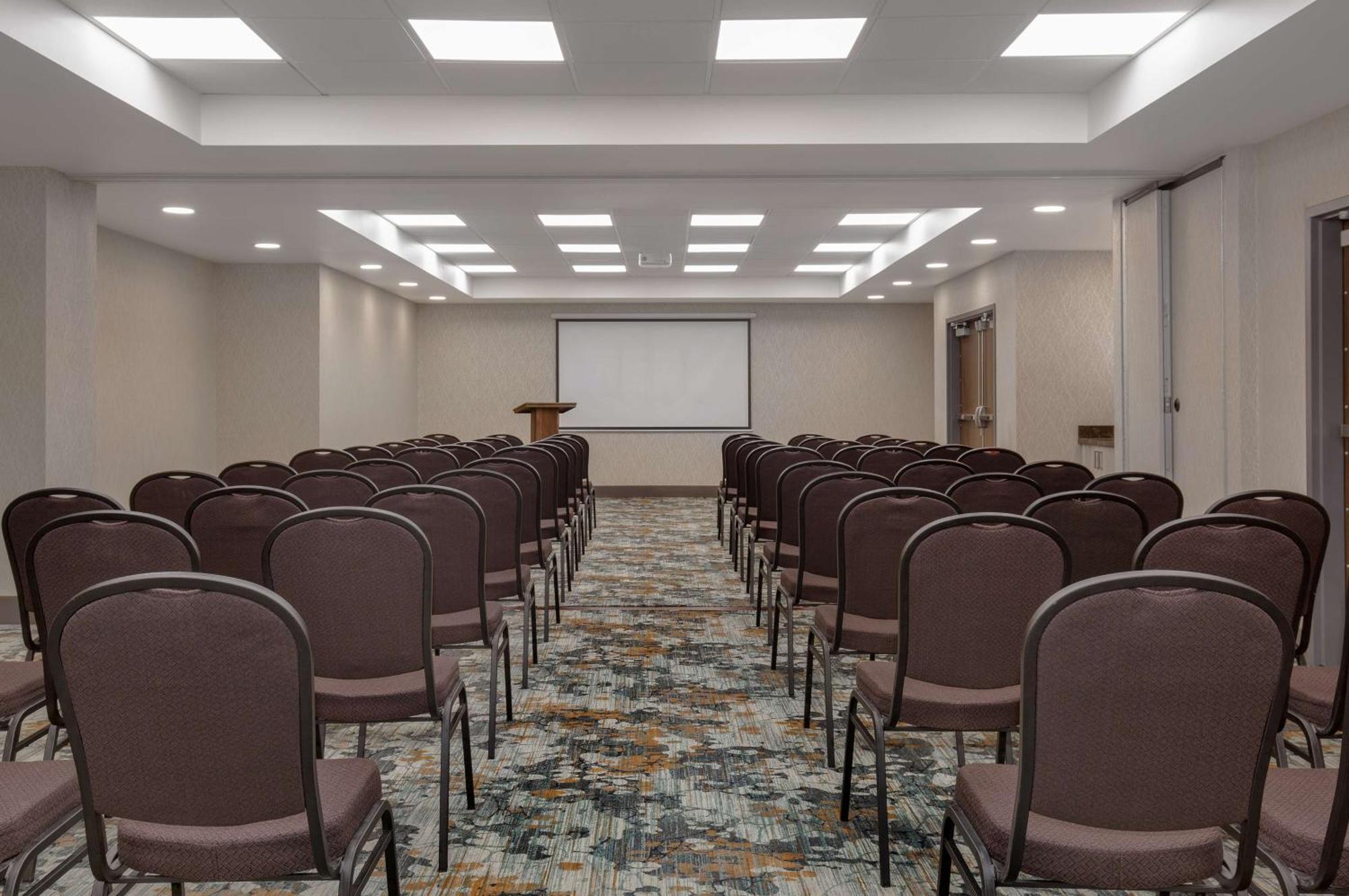 Hampton Inn By Hilton Brampton - Toronto Eksteriør billede