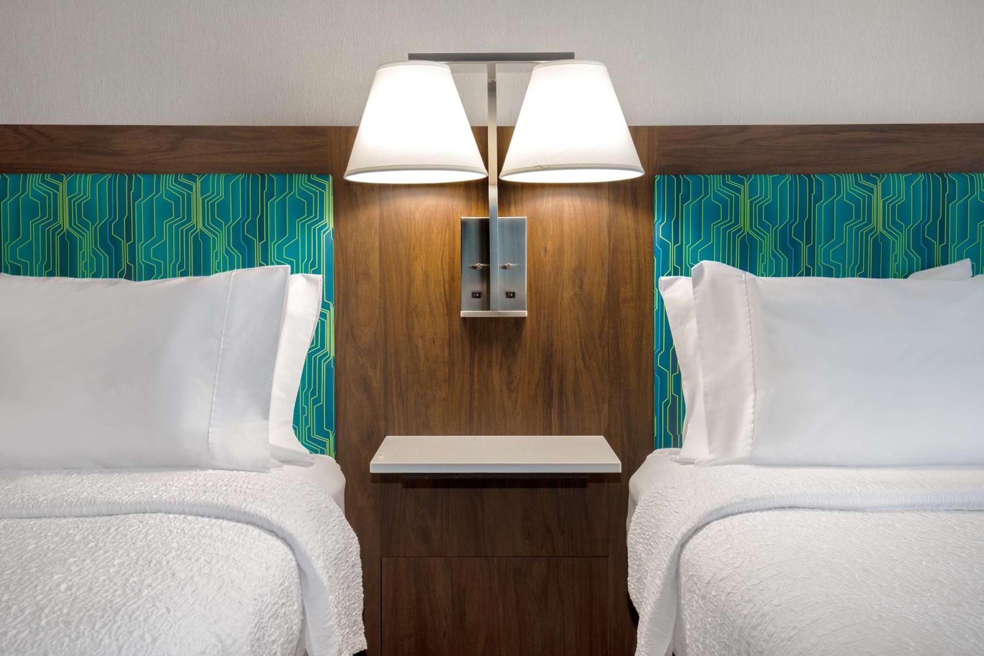 Hampton Inn By Hilton Brampton - Toronto Eksteriør billede