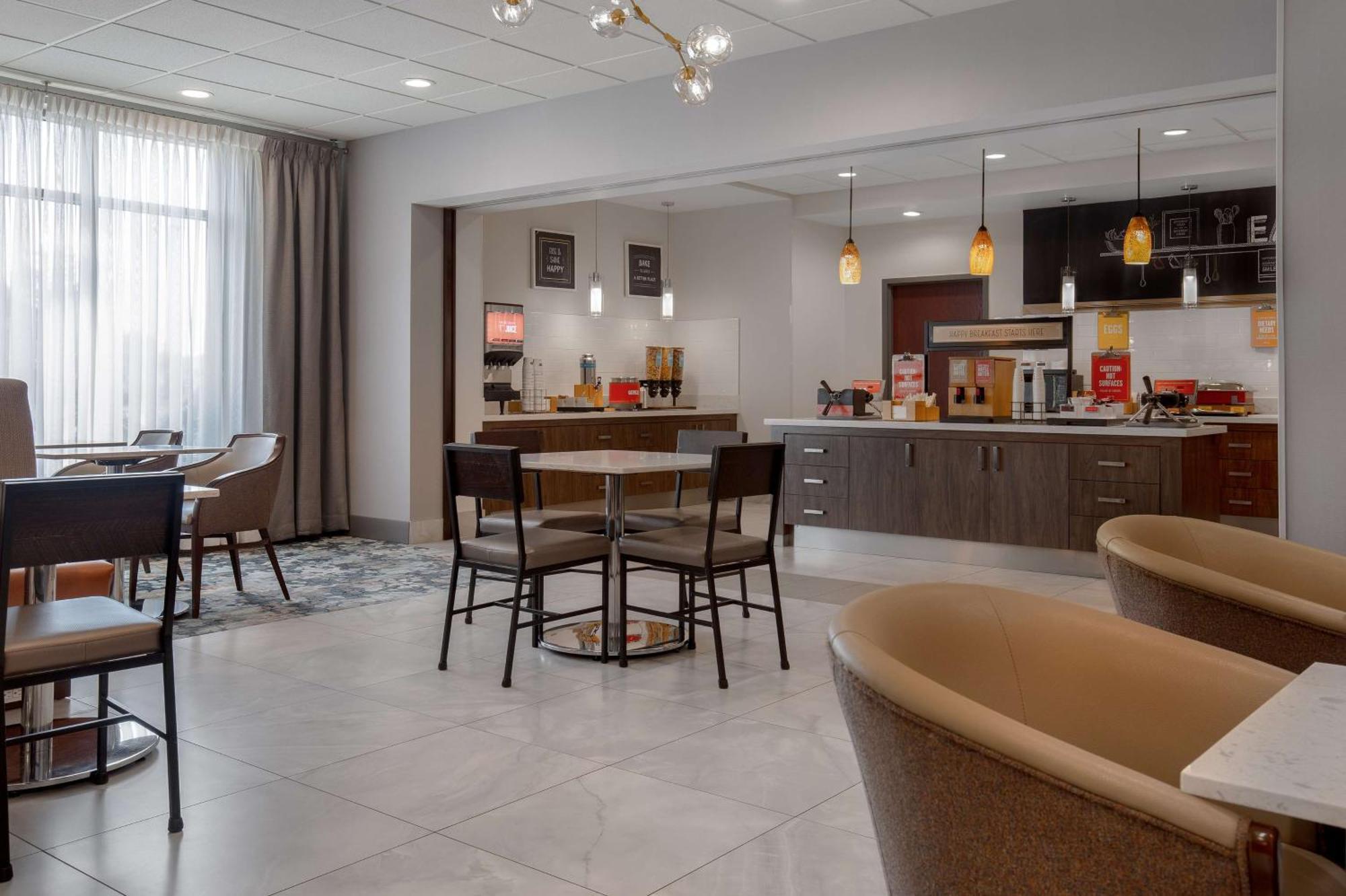 Hampton Inn By Hilton Brampton - Toronto Eksteriør billede