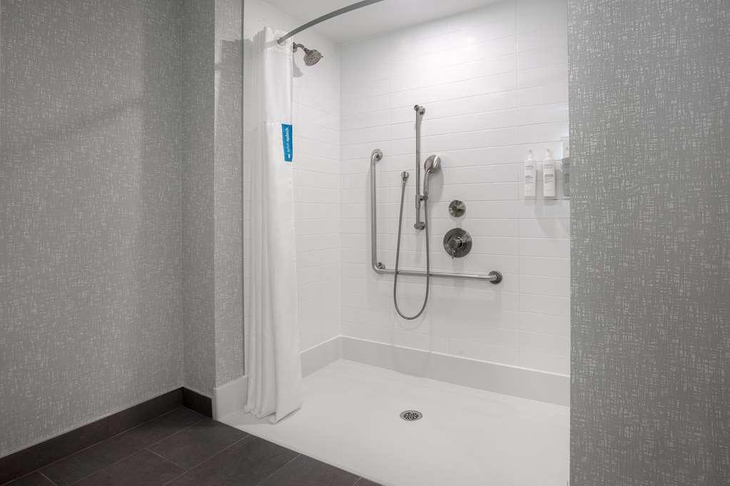 Hampton Inn By Hilton Brampton - Toronto Værelse billede